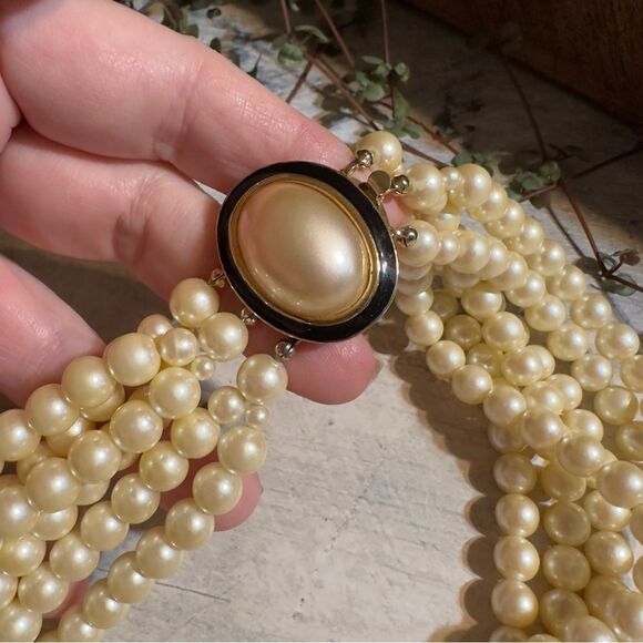 Vintage Carolee Multi Strand Pearl Necklace - Picture 4 of 8